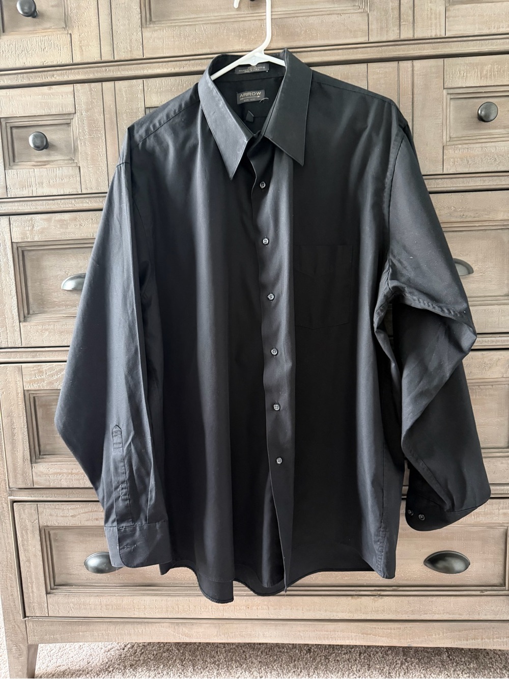 Arrow Men's Black Casual Button-Down Shirt